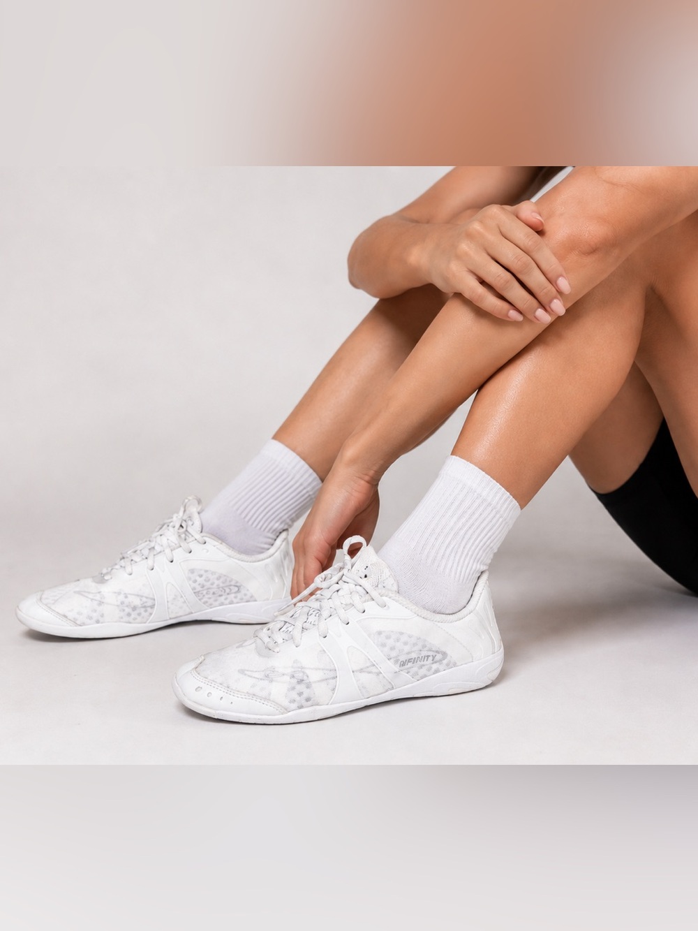 Nfinity Women Size 10.5 Vengeance Cheer Shoes White Lightweight Athletic Sneaker